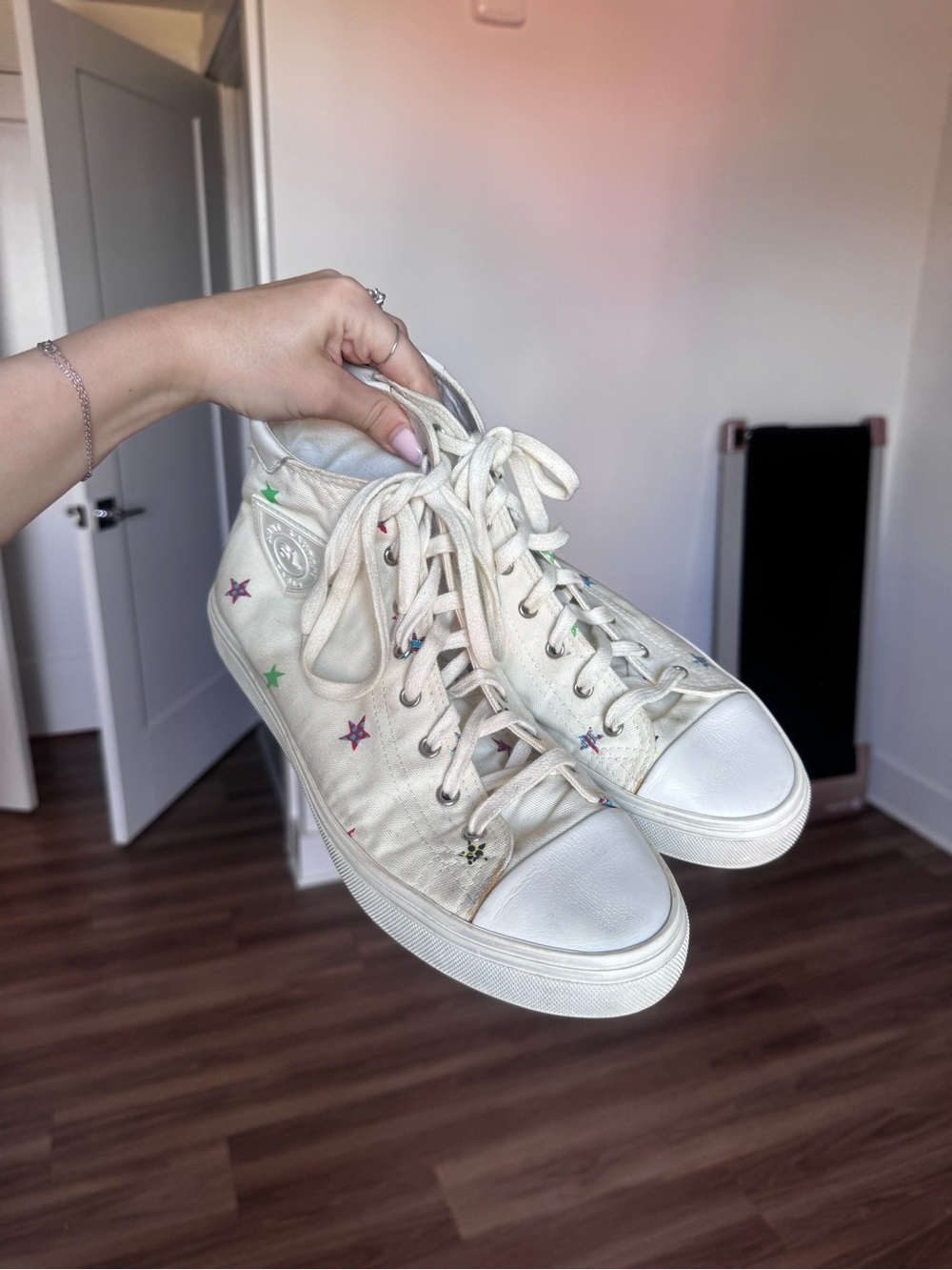 Saint Laurent Paris Men’s White Trainers - Picture 5 of 6